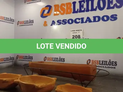LOTE 208 - 01 LOTE COM PANELAS PEQUENAS DE BARRO (NO ESTADO, NÃO SABEMOS SE FUNCIONA. LEILÃO NÃO TEM GARANTIA E NEM DEVOLUÇÃO).
