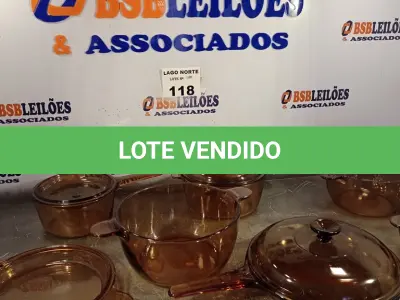 LOTE 118 - 04 PANELAS DE VIDRO E 02 TRAVESSAS (NO ESTADO, NÃO SABEMOS SE FUNCIONA. LEILÃO NÃO TEM GARANTIA E NEM DEVOLUÇÃO).