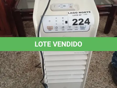 LOTE 224 - 01 CLIMATIZADO MIDEA (NO ESTADO, NÃO SABEMOS SE FUNCIONA. LEILÃO NÃO TEM GARANTIA E NEM DEVOLUÇÃO).