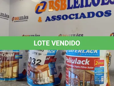 LOTE 032 - 03 GALÕES DE VERNIZ SAYERLACK 3,6L SENDO 01 MARÍTIMO. (NO ESTADO, LEILÃO NÃO TEM GARANTIA E NEM DEVOLUÇÃO, SUJEITO A POSSÍVEIS AVARIAS VISÍVEIS/OCULTAS E/OU AUSÊNCIA DE COMPONENTES).