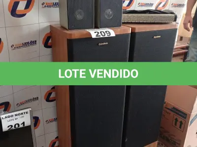 LOTE 209 - 01 LOTE COM CAIXAS DE SOM (NO ESTADO, NÃO SABEMOS SE FUNCIONA. LEILÃO NÃO TEM GARANTIA E NEM DEVOLUÇÃO).
