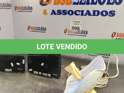 LOTE 006 - 02 ROTEADORES E 01 ANTENA LITE BEAM UBIKITI. (NO ESTADO, LEILÃO NÃO TEM GARANTIA E NEM DEVOLUÇÃO, SUJEITO A POSSÍVEIS AVARIAS VISÍVEIS/OCULTAS E/OU AUSÊNCIA DE COMPONENTES).