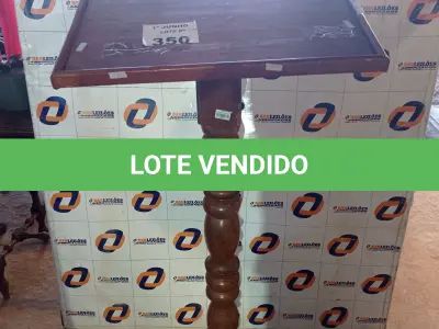 LOTE 350 - 01 PÚLPITO EM MADEIRA. (NO ESTADO, LEILÃO NÃO TEM GARANTIA E NEM DEVOLUÇÃO, SUJEITO A POSSÍVEIS AVARIAS VISÍVEIS/OCULTAS E/OU AUSÊNCIA DE COMPONENTES).