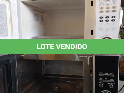 LOTE 082 - 02 MICRO-ONDAS E 01 FORNO ELÉTRICO PARA RETIRADA DE PEÇAS. (NO ESTADO, LEILÃO NÃO TEM GARANTIA E NEM DEVOLUÇÃO, SUJEITO A POSSÍVEIS AVARIAS VISÍVEIS/OCULTAS E/OU AUSÊNCIA DE COMPONENTES).