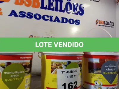 LOTE 162 - 02 BALDES DE MANTAS LIQUIDAS PRETA E 01 BALDE DE CHAPIX MARCAS QUARTZOLIT 3,6L. (NO ESTADO, LEILÃO NÃO TEM GARANTIA E NEM DEVOLUÇÃO, SUJEITO A POSSÍVEIS AVARIAS VISÍVEIS/OCULTAS E/OU AUSÊNCIA DE COMPONENTES).