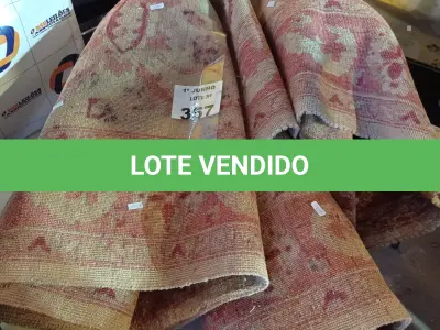 LOTE 357 - 01 TAPETE. (NO ESTADO, LEILÃO NÃO TEM GARANTIA E NEM DEVOLUÇÃO, SUJEITO A POSSÍVEIS AVARIAS VISÍVEIS/OCULTAS E/OU AUSÊNCIA DE COMPONENTES).