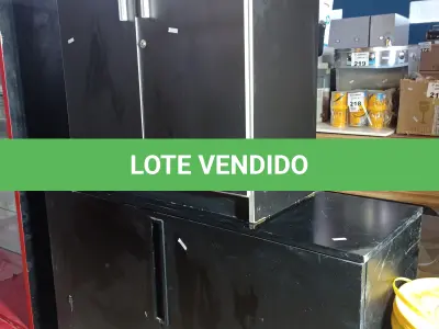 LOTE 268 - 02 BALCÕES BAIXOS EM MADEIRA COM 02 PORTAS CADA. (NO ESTADO, LEILÃO NÃO TEM GARANTIA E NEM DEVOLUÇÃO, SUJEITO A POSSÍVEIS AVARIAS VISÍVEIS/OCULTAS E/OU AUSÊNCIA DE COMPONENTES).