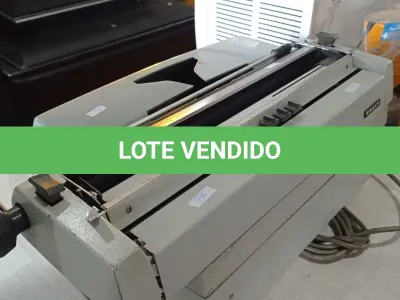 LOTE 109 - 01 MÁQUINA DE ESCREVER ELÉTRICA MARCA FACIT. (NO ESTADO, LEILÃO NÃO TEM GARANTIA E NEM DEVOLUÇÃO, SUJEITO A POSSÍVEIS AVARIAS VISÍVEIS/OCULTAS E/OU AUSÊNCIA DE COMPONENTES).