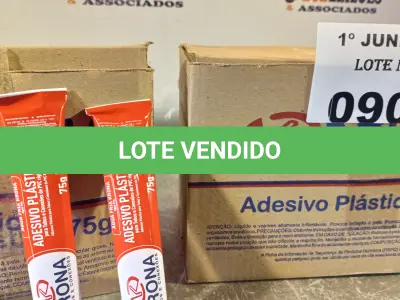 LOTE 090 - 02 CAIXAS COM BISNAGAS DE ADESIVO PLÁSTICO PARA TUBOS E CONEXÕES DE PVC RÍGIDO 75G 30 UNIDADES CADA. (NO ESTADO, LEILÃO NÃO TEM GARANTIA E NEM DEVOLUÇÃO, SUJEITO A POSSÍVEIS AVARIAS VISÍVEIS/OCULTAS E/OU AUSÊNCIA DE COMPONENTES).