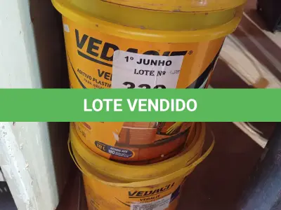 LOTE 339 - 02 BALDES DE VEDALIT, ADITIVO PLASTIFICANTE CONCENTRADO PARA CONCRETO E ARGAMASSA 18L. (NO ESTADO, LEILÃO NÃO TEM GARANTIA E NEM DEVOLUÇÃO, SUJEITO A POSSÍVEIS AVARIAS VISÍVEIS/OCULTAS E/OU AUSÊNCIA DE COMPONENTES).