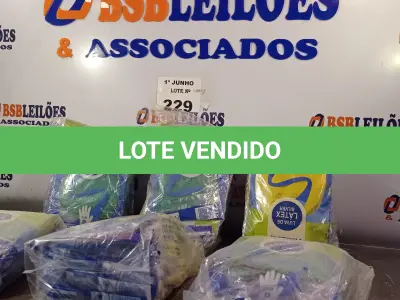 LOTE 229 - 06 PACOTES DE LUVAS DE LÁTEX SILVER SENDO: 04 TAMANHO “P” E 02 TAMANHO “G”. (NO ESTADO, LEILÃO NÃO TEM GARANTIA E NEM DEVOLUÇÃO, SUJEITO A POSSÍVEIS AVARIAS VISÍVEIS/OCULTAS E/OU AUSÊNCIA DE COMPONENTES).