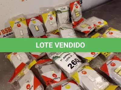 LOTE 260 - 01 LOTE COM VÁRIOS INTERRUPTORES MARCAS E MODELOS DIVERSOS. (NO ESTADO, LEILÃO NÃO TEM GARANTIA E NEM DEVOLUÇÃO, SUJEITO A POSSÍVEIS AVARIAS VISÍVEIS/OCULTAS E/OU AUSÊNCIA DE COMPONENTES).