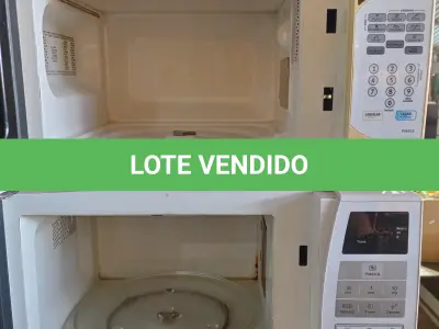 LOTE 185 - 03 MICRO-ONDAS MARCAS E MODELOS DIVERSOS PARA RETIRADA DE PEÇAS. (NO ESTADO, LEILÃO NÃO TEM GARANTIA E NEM DEVOLUÇÃO, SUJEITO A POSSÍVEIS AVARIAS VISÍVEIS/OCULTAS E/OU AUSÊNCIA DE COMPONENTES).
