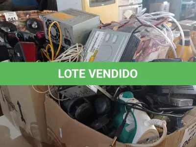 LOTE 067 - 01 LOTE COM MATERIAIS DIVERSOS. (NO ESTADO, LEILÃO NÃO TEM GARANTIA E NEM DEVOLUÇÃO, SUJEITO A POSSÍVEIS AVARIAS VISÍVEIS/OCULTAS E/OU AUSÊNCIA DE COMPONENTES).