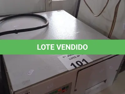 LOTE 101 - 01 NOBREAK SENOIDAL MARCA ENGETRON 3KVA. (NO ESTADO, LEILÃO NÃO TEM GARANTIA E NEM DEVOLUÇÃO, SUJEITO A POSSÍVEIS AVARIAS VISÍVEIS/OCULTAS E/OU AUSÊNCIA DE COMPONENTES).