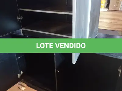 LOTE 268 - 02 BALCÕES BAIXOS EM MADEIRA COM 02 PORTAS CADA. (NO ESTADO, LEILÃO NÃO TEM GARANTIA E NEM DEVOLUÇÃO, SUJEITO A POSSÍVEIS AVARIAS VISÍVEIS/OCULTAS E/OU AUSÊNCIA DE COMPONENTES).
