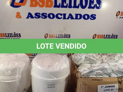 LOTE 250 - 02 FRASQUEIRAS SUPPLY CLEAN COM 04 REFIS. (NO ESTADO, LEILÃO NÃO TEM GARANTIA E NEM DEVOLUÇÃO, SUJEITO A POSSÍVEIS AVARIAS VISÍVEIS/OCULTAS E/OU AUSÊNCIA DE COMPONENTES).