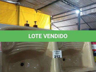 LOTE 212 - 02 TANQUES BATEDOR EM FIBRA 60X50CM COM AVARIAS. (NO ESTADO, LEILÃO NÃO TEM GARANTIA E NEM DEVOLUÇÃO, SUJEITO A POSSÍVEIS AVARIAS VISÍVEIS/OCULTAS E/OU AUSÊNCIA DE COMPONENTES).