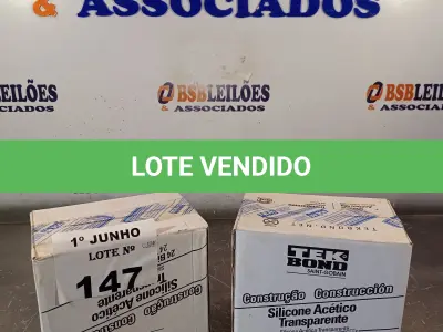 LOTE 147 - 02 CAIXAS COM BISNAGAS DE SILICONE ACÉTICO TRANSPARENTE 50G. (NO ESTADO, LEILÃO NÃO TEM GARANTIA E NEM DEVOLUÇÃO, SUJEITO A POSSÍVEIS AVARIAS VISÍVEIS/OCULTAS E/OU AUSÊNCIA DE COMPONENTES).