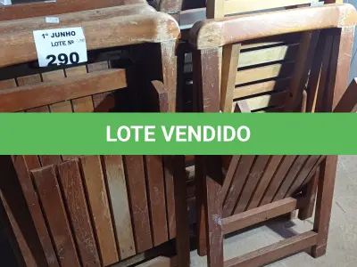 LOTE 290 - 06 CADEIRAS DOBRÁVEIS EM MADEIRA COM AVARIAS. (NO ESTADO, LEILÃO NÃO TEM GARANTIA E NEM DEVOLUÇÃO, SUJEITO A POSSÍVEIS AVARIAS VISÍVEIS/OCULTAS E/OU AUSÊNCIA DE COMPONENTES).