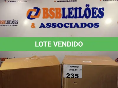 LOTE 235 - 02 CAIXAS COM ÁLCOOL EM GEL 70º INPM COM HIDRATANTE 440G 12 1UNIDADES CADA. (NO ESTADO, LEILÃO NÃO TEM GARANTIA E NEM DEVOLUÇÃO, SUJEITO A POSSÍVEIS AVARIAS VISÍVEIS/OCULTAS E/OU AUSÊNCIA DE COMPONENTES).