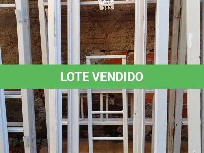 LOTE 383 - 01 CAMA BELICHE EM METAL SEM OS TRADO E COLCHÃO. (NO ESTADO, LEILÃO NÃO TEM GARANTIA E NEM DEVOLUÇÃO, SUJEITO A POSSÍVEIS AVARIAS VISÍVEIS/OCULTAS E/OU AUSÊNCIA DE COMPONENTES).