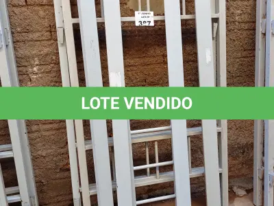 LOTE 387 - 01 CAMA BELICHE EM METAL SEM OS TRADO E COLCHÃO. (NO ESTADO, LEILÃO NÃO TEM GARANTIA E NEM DEVOLUÇÃO, SUJEITO A POSSÍVEIS AVARIAS VISÍVEIS/OCULTAS E/OU AUSÊNCIA DE COMPONENTES).