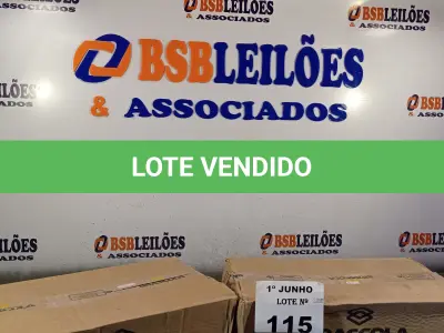 LOTE 115 - 02 CAIXAS COM COLA TUBO ST BRASCOLA 15 FRASCOS CADA. (NO ESTADO, LEILÃO NÃO TEM GARANTIA E NEM DEVOLUÇÃO, SUJEITO A POSSÍVEIS AVARIAS VISÍVEIS/OCULTAS E/OU AUSÊNCIA DE COMPONENTES).