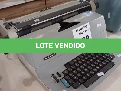 LOTE 109 - 01 MÁQUINA DE ESCREVER ELÉTRICA MARCA FACIT. (NO ESTADO, LEILÃO NÃO TEM GARANTIA E NEM DEVOLUÇÃO, SUJEITO A POSSÍVEIS AVARIAS VISÍVEIS/OCULTAS E/OU AUSÊNCIA DE COMPONENTES).