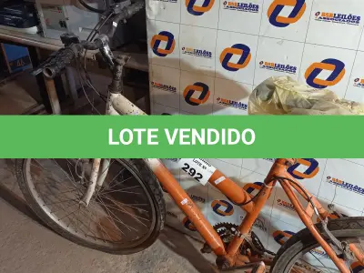 LOTE 292 - 01 BICICLETA ARO 26. (NO ESTADO, LEILÃO NÃO TEM GARANTIA E NEM DEVOLUÇÃO, SUJEITO A POSSÍVEIS AVARIAS VISÍVEIS/OCULTAS E/OU AUSÊNCIA DE COMPONENTES).