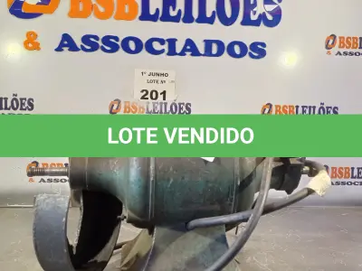 LOTE 201 - 01 ESMERIL INCOMPLETO. (NO ESTADO, LEILÃO NÃO TEM GARANTIA E NEM DEVOLUÇÃO, SUJEITO A POSSÍVEIS AVARIAS VISÍVEIS/OCULTAS E/OU AUSÊNCIA DE COMPONENTES).