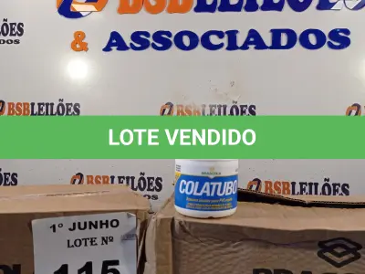 LOTE 115 - 02 CAIXAS COM COLA TUBO ST BRASCOLA 15 FRASCOS CADA. (NO ESTADO, LEILÃO NÃO TEM GARANTIA E NEM DEVOLUÇÃO, SUJEITO A POSSÍVEIS AVARIAS VISÍVEIS/OCULTAS E/OU AUSÊNCIA DE COMPONENTES).