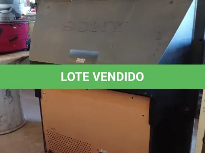 LOTE 354 - 01 TV SONY BIVOLT. (NO ESTADO, LEILÃO NÃO TEM GARANTIA E NEM DEVOLUÇÃO, SUJEITO A POSSÍVEIS AVARIAS VISÍVEIS/OCULTAS E/OU AUSÊNCIA DE COMPONENTES).