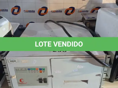 LOTE 295 - 01 NOBREAK SENOIDAL MARCA ENGETRON 3KVA. (NO ESTADO, LEILÃO NÃO TEM GARANTIA E NEM DEVOLUÇÃO, SUJEITO A POSSÍVEIS AVARIAS VISÍVEIS/OCULTAS E/OU AUSÊNCIA DE COMPONENTES).