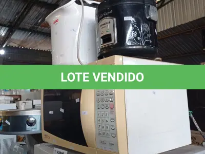 LOTE 107 - 02 MICRO-ONDAS, 01 PANIFICADORA E 01 PANELA ELÉTRICA MARCAS E MODELOS DIVERSOS PARA RETIRADA DE PEÇAS. (NO ESTADO, LEILÃO NÃO TEM GARANTIA E NEM DEVOLUÇÃO, SUJEITO A POSSÍVEIS AVARIAS VISÍVEIS/OCULTAS E/OU AUSÊNCIA DE COMPONENTES).