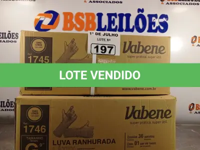 LOTE 197 - 02 CAIXAS DE LUVAS RANHURADA DE LÁTEX TAMANHOS “M/G” COM 36 PACOTES CADA. (NO ESTADO, LEILÃO NÃO TEM GARANTIA E NEM DEVOLUÇÃO, SUJEITO A POSSÍVEIS AVARIAS VISÍVEIS/OCULTAS E/OU AUSÊNCIA DE COMPONENTES).