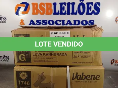 LOTE 211 - 02 CAIXAS DE LUVAS RANHURADA DE LÁTEX TAMANHOS “G” COM 36 PACOTES CADA. (NO ESTADO, LEILÃO NÃO TEM GARANTIA E NEM DEVOLUÇÃO, SUJEITO A POSSÍVEIS AVARIAS VISÍVEIS/OCULTAS E/OU AUSÊNCIA DE COMPONENTES).