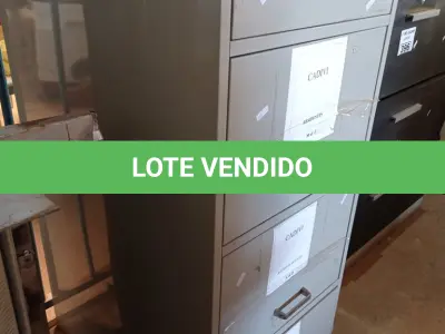 LOTE 397 - 01 ARMÁRIO DE AÇO COM 04 GAVETAS. (NO ESTADO, LEILÃO NÃO TEM GARANTIA E NEM DEVOLUÇÃO, SUJEITO A POSSÍVEIS AVARIAS VISÍVEIS/OCULTAS E/OU AUSÊNCIA DE COMPONENTES).