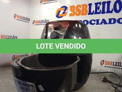 LOTE 290 - 01 AIR FRY MARCA BRITÂNIA 220V. (NO ESTADO, LEILÃO NÃO TEM GARANTIA E NEM DEVOLUÇÃO, SUJEITO A POSSÍVEIS AVARIAS VISÍVEIS/OCULTAS E/OU AUSÊNCIA DE COMPONENTES).
