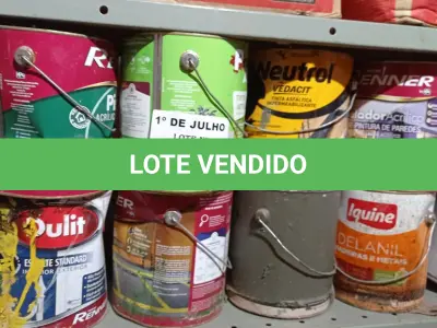 LOTE 217 - 01 LOTE COM VÁRIOS GALÕES 3,6L DE TINTAS CORES DIVERSAS. (NO ESTADO, LEILÃO NÃO TEM GARANTIA E NEM DEVOLUÇÃO, SUJEITO A POSSÍVEIS AVARIAS VISÍVEIS/OCULTAS E/OU AUSÊNCIA DE COMPONENTES).
