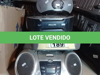 LOTE 189 - 09 APARELHOS DE SOM MARCAS E MODELOS DIVERSOS. (NO ESTADO, LEILÃO NÃO TEM GARANTIA E NEM DEVOLUÇÃO, SUJEITO A POSSÍVEIS AVARIAS VISÍVEIS/OCULTAS E/OU AUSÊNCIA DE COMPONENTES).
