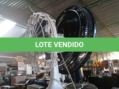 LOTE 410 - 02 VENTILADORES MARCAS E MODELOS DIVERSOS. (NO ESTADO, LEILÃO NÃO TEM GARANTIA E NEM DEVOLUÇÃO, SUJEITO A POSSÍVEIS AVARIAS VISÍVEIS/OCULTAS E/OU AUSÊNCIA DE COMPONENTES).