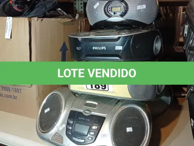 LOTE 189 - 09 APARELHOS DE SOM MARCAS E MODELOS DIVERSOS. (NO ESTADO, LEILÃO NÃO TEM GARANTIA E NEM DEVOLUÇÃO, SUJEITO A POSSÍVEIS AVARIAS VISÍVEIS/OCULTAS E/OU AUSÊNCIA DE COMPONENTES).
