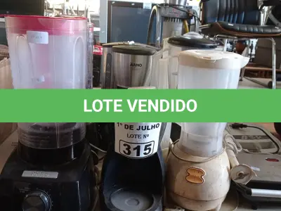 LOTE 315 - 06 LIQUIDIFICADORES, 03 CAFETEIRAS, 02 SANDUICHEIRAS, 01 MIXER E 02 BASES DE PROCESSADOR MARCAS E MODELOS DIVERSOS COM AVARIAS. (NO ESTADO, LEILÃO NÃO TEM GARANTIA E NEM DEVOLUÇÃO, SUJEITO A POSSÍVEIS AVARIAS VISÍVEIS/OCULTAS E/OU AUSÊNCIA DE COMPONENTES).