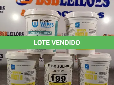 LOTE 199 - 04 BALDES DE WIPES PEROXY 4D E 01 BALDE DE TOALHA UMEDECIDA ANTISSÉPTICA. (NO ESTADO, LEILÃO NÃO TEM GARANTIA E NEM DEVOLUÇÃO, SUJEITO A POSSÍVEIS AVARIAS VISÍVEIS/OCULTAS E/OU AUSÊNCIA DE COMPONENTES).