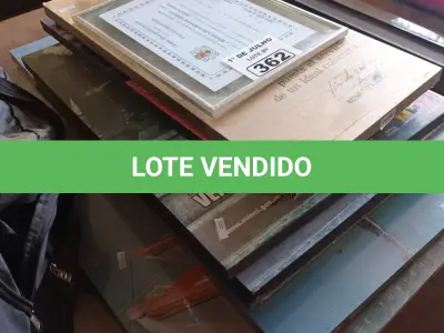 LOTE 362 - 01 LOTE COM VÁRIOS QUADROS DECORATIVOS DIVERSOS. (NO ESTADO, LEILÃO NÃO TEM GARANTIA E NEM DEVOLUÇÃO, SUJEITO A POSSÍVEIS AVARIAS VISÍVEIS/OCULTAS E/OU AUSÊNCIA DE COMPONENTES).