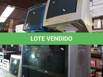 LOTE 249 - 01 TV E 02 MONITORES DE TUBO MARCAS E MODELOS DIVERSOS. (NO ESTADO, LEILÃO NÃO TEM GARANTIA E NEM DEVOLUÇÃO, SUJEITO A POSSÍVEIS AVARIAS VISÍVEIS/OCULTAS E/OU AUSÊNCIA DE COMPONENTES).