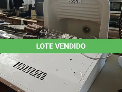 LOTE 351 - 01 TANQUE BATEDOR, 01 DEPURADOR DE AR E VÁRIOS ESPETOS PARA CHURRASCO. (NO ESTADO, LEILÃO NÃO TEM GARANTIA E NEM DEVOLUÇÃO, SUJEITO A POSSÍVEIS AVARIAS VISÍVEIS/OCULTAS E/OU AUSÊNCIA DE COMPONENTES).