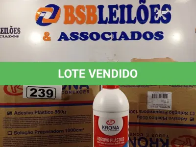 LOTE 239 - 12 FRASCOS DE ADESIVO PLÁSTICO PARA TUBOS E CONEXÕES DE PVC RÍGIDO LINHA ÁGUA FRIA. (NO ESTADO, LEILÃO NÃO TEM GARANTIA E NEM DEVOLUÇÃO, SUJEITO A POSSÍVEIS AVARIAS VISÍVEIS/OCULTAS E/OU AUSÊNCIA DE COMPONENTES).