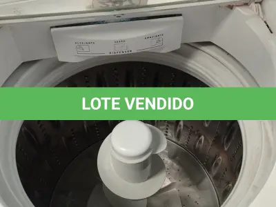 LOTE 297 - 01 MÁQUINA DE LAVAR ROUPAS 220V CAPACIDADE 15KG. (NO ESTADO, LEILÃO NÃO TEM GARANTIA E NEM DEVOLUÇÃO, SUJEITO A POSSÍVEIS AVARIAS VISÍVEIS/OCULTAS E/OU AUSÊNCIA DE COMPONENTES).